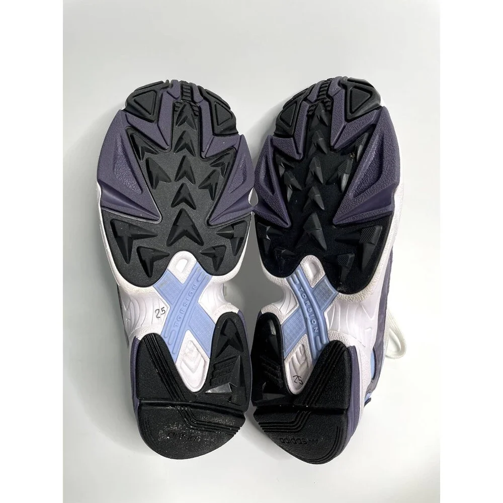 adidas falcon ee9311